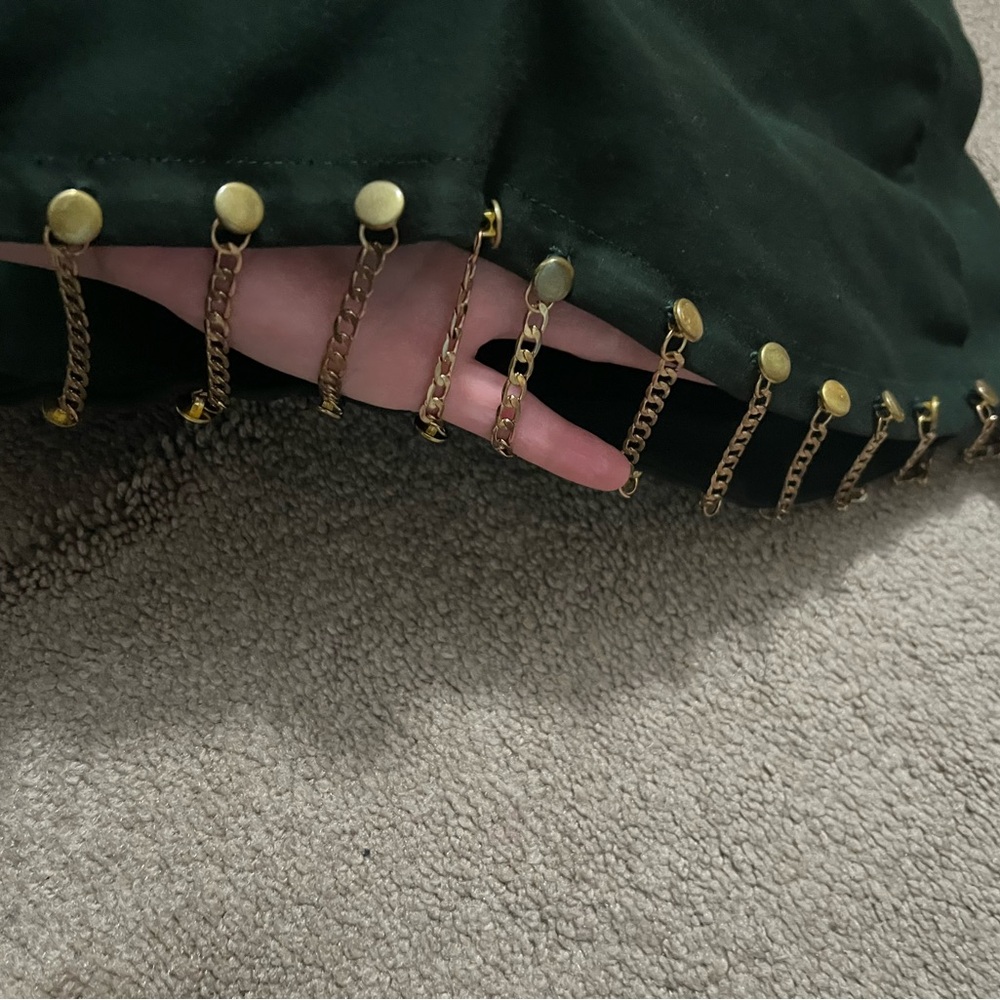 Dark Green cut out open chain sides mini skirt - Picture 4 of 8